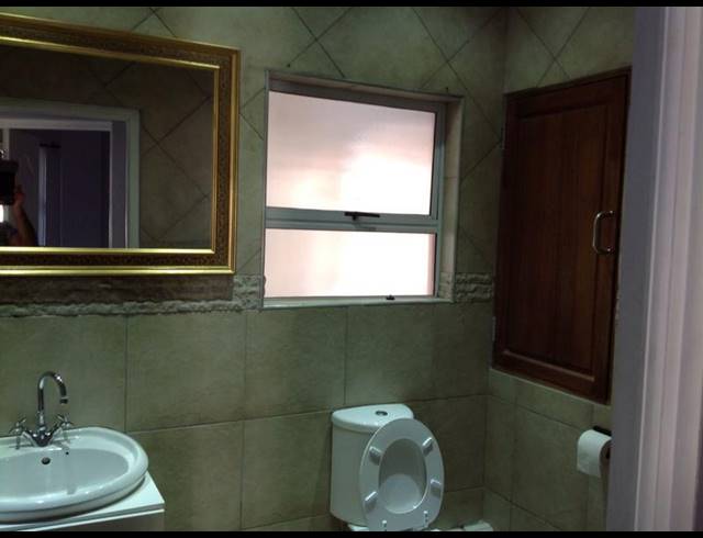 1 BEDROOM PROPERTY TO RENT IN UMHLANGA RIDGE